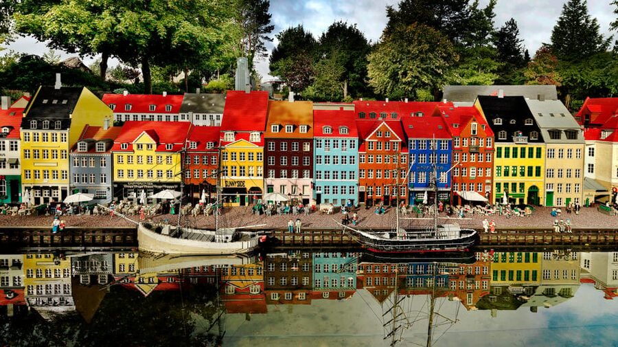 LEGOLAND® Billund: 2-Day Entry Ticket within 6 Days - Adventure Land, Pirate Land, and Polar Land for big smiles in a lot of variety