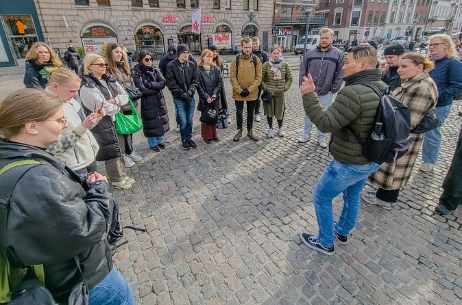 Life on Copenhagen's Streets: Philip's crazy life - Stop 3: Gammeltorv, the old square where time feels closer