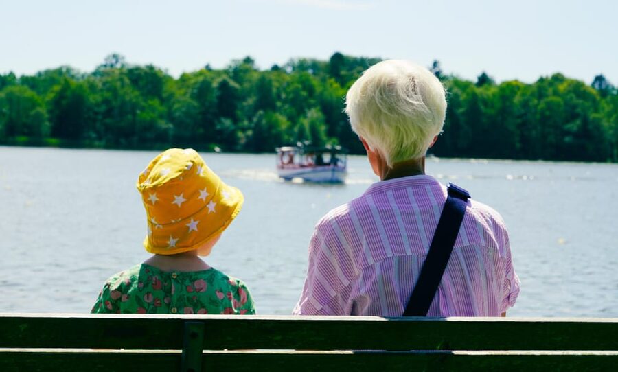 Lyngby & Bagsværd Lake: Baadfarten Boat Ride - Stop 4: Frederiksdal Sinatur Hotel & Konference for a polished break