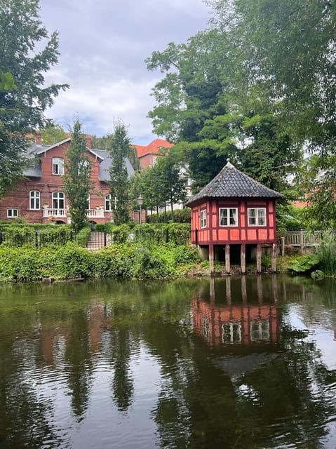 Odense: Guided tour guide in Spanish - Møntergården Museum: Getting Specific About Viking Life