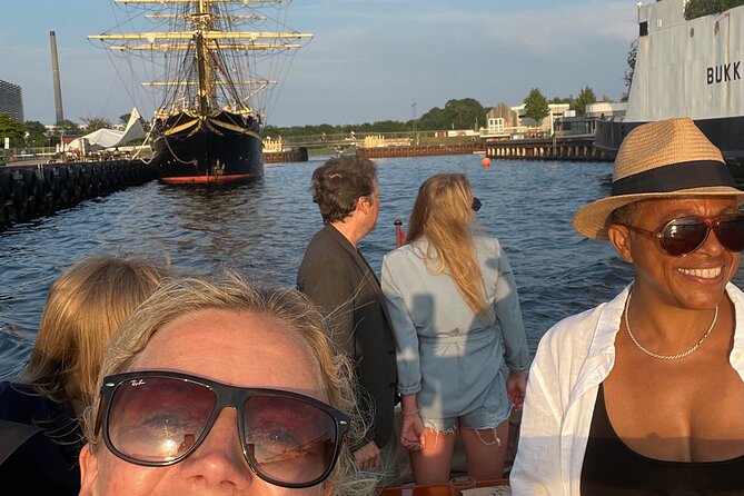 Private Copenhagen Boat cruise in Scandinavian mahogany boat - HYGGE guiding: tailoring without turning it into chaos