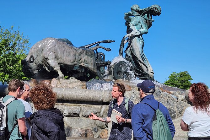 Private Walk & Canal Tour: Highlights + Changing of the Guards - Why this private walk and canal tour feels worth the money