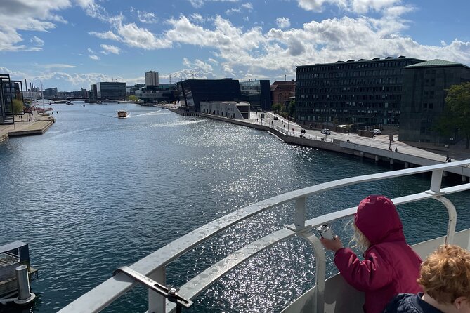 Self-guided Treasure Hunt Tour in Copenhagen - Build a Spaceship - Krøjers Plads to the Butterfly 3-Way Bridge: The Fun Turns Toward Food