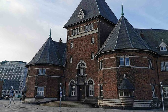 The Ancient Viking Stronghold of Aros: A Self-Guided Audio Tour in Aarhus - Finishing by the Botanical Garden greenhouses, right next to the Old Town