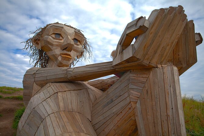 The Six Forgotten Giants Trolls Hunt with Minibus - Sleeping Louis in Rødovre, Nature Hiding a Troll That Lets You Climb In